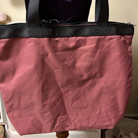 Victorias secret PINK zipper top tote bag with sequin dog, new - Picture 5 of 10